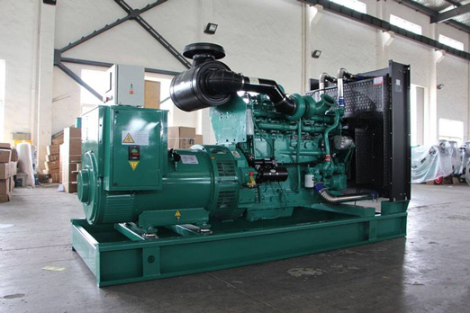 化州320kw康明斯柴油发电车出租组图片 化州320kw康明斯柴油发电车出租组图片